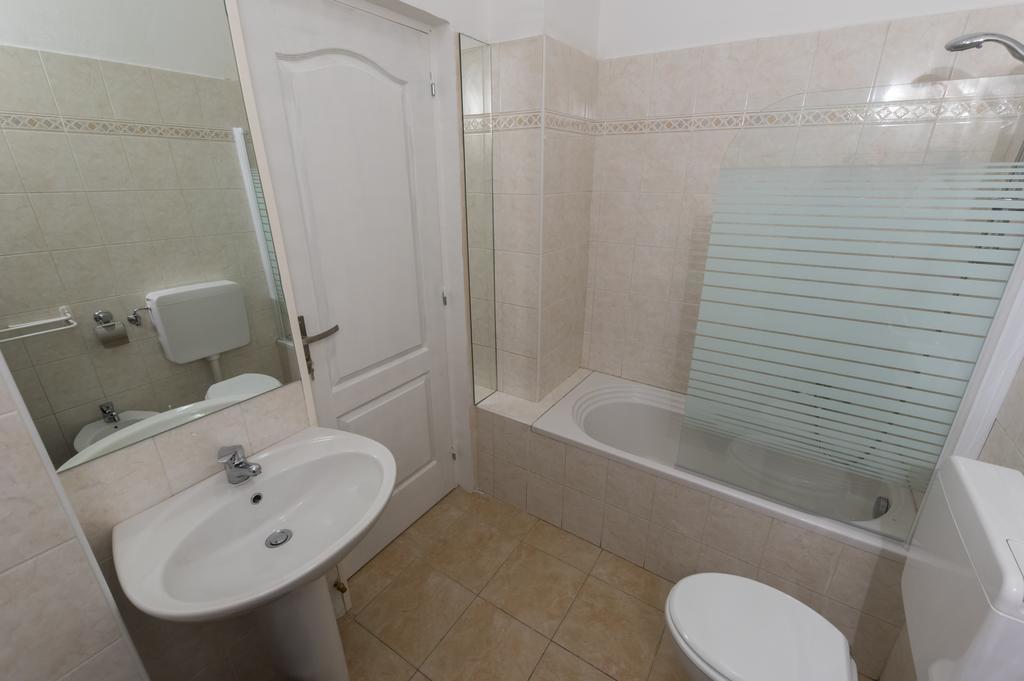 Cavour Guest House Ventimiglia Eksteriør bilde